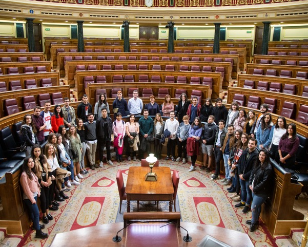 Estudiantes de la Facultad de Derecho vistan el Congreso
