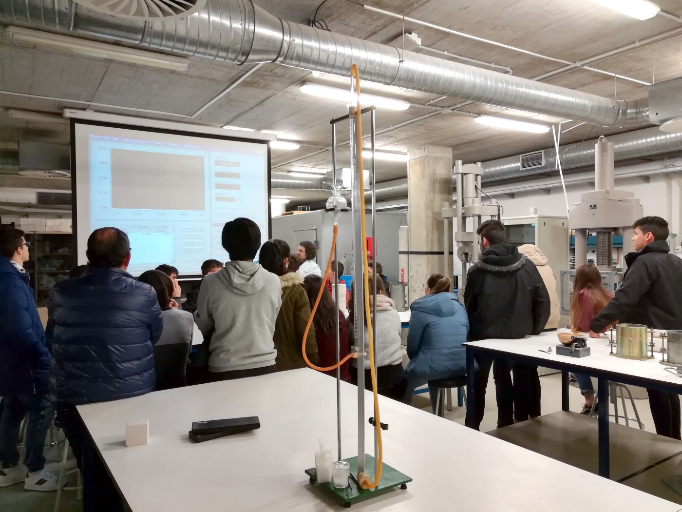 Visita alumnos bachillerato IES Diego Porcelos a la EPS - Milanera