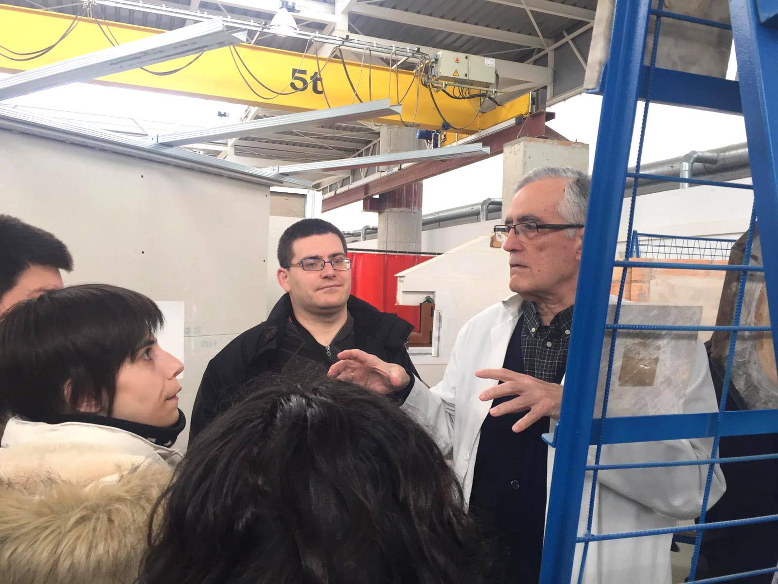 XV Semana Cultural de la Fundación ASPANIAS (Burgos). Las ciencias y los experimentos científicos