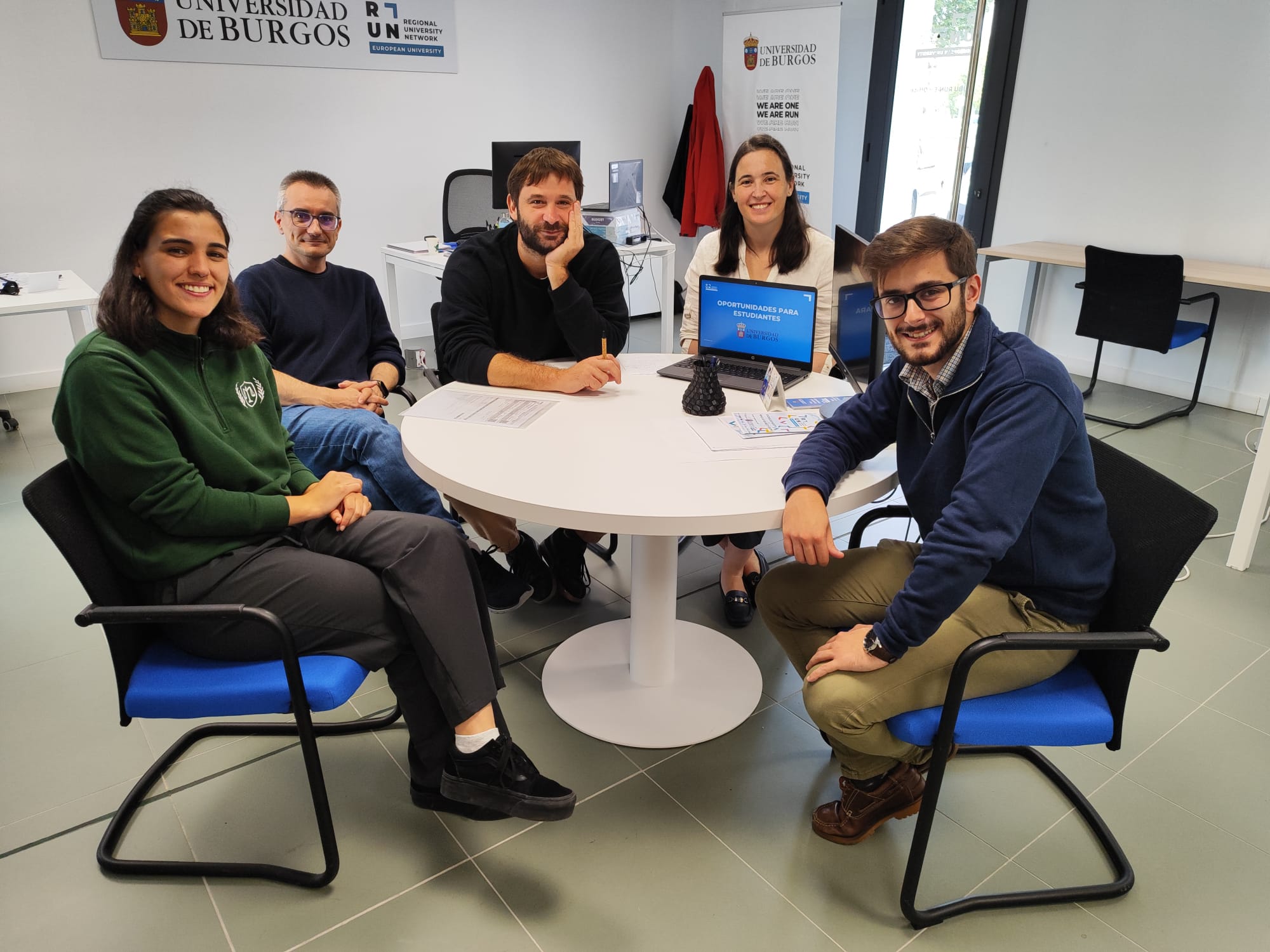 Gemma Moradillo (CEUBU), Rubén Gallo, Alessandro Zuottolo y Cristina Gaona(Oficina UBU RUN-EU e Imanol Bello (CEUBU).