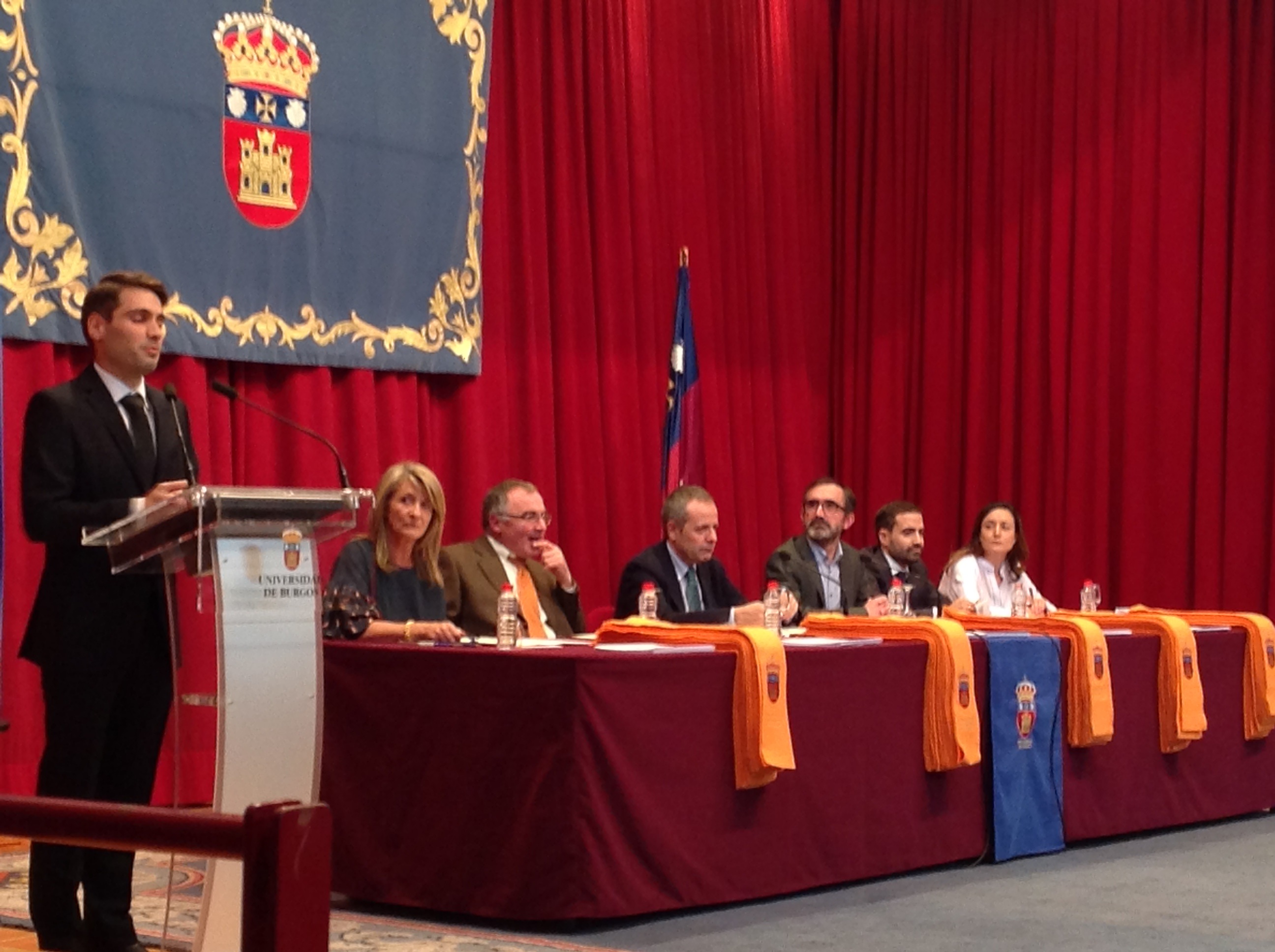 Graduación Facultad de Ciencias Económicas y Empresariales