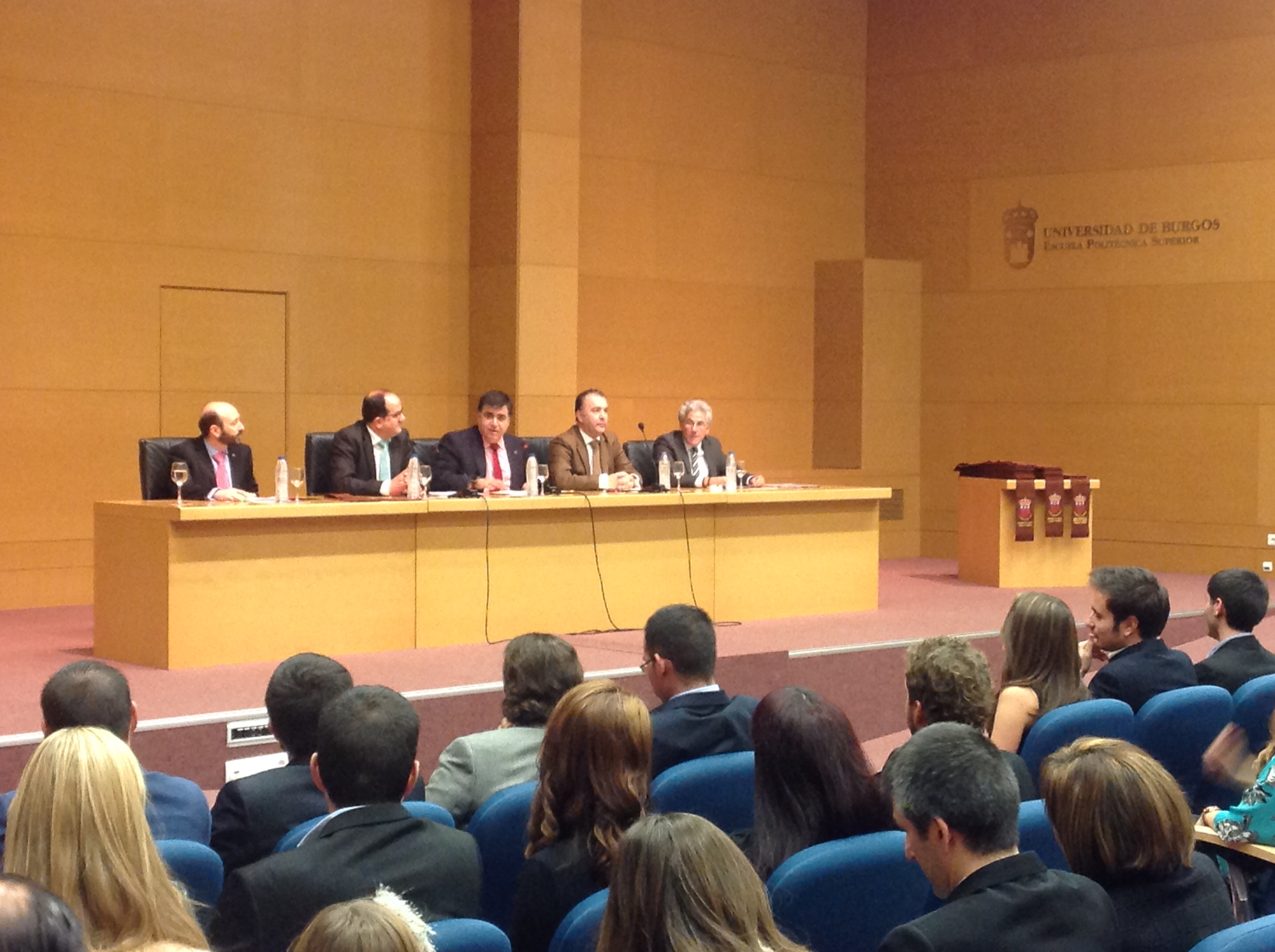 Máster e Ingeniería de Caminos, Canales y Puertos