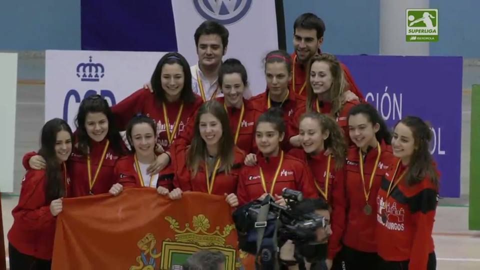 El UBU, tercero en la Superliga Junior de voley femenino