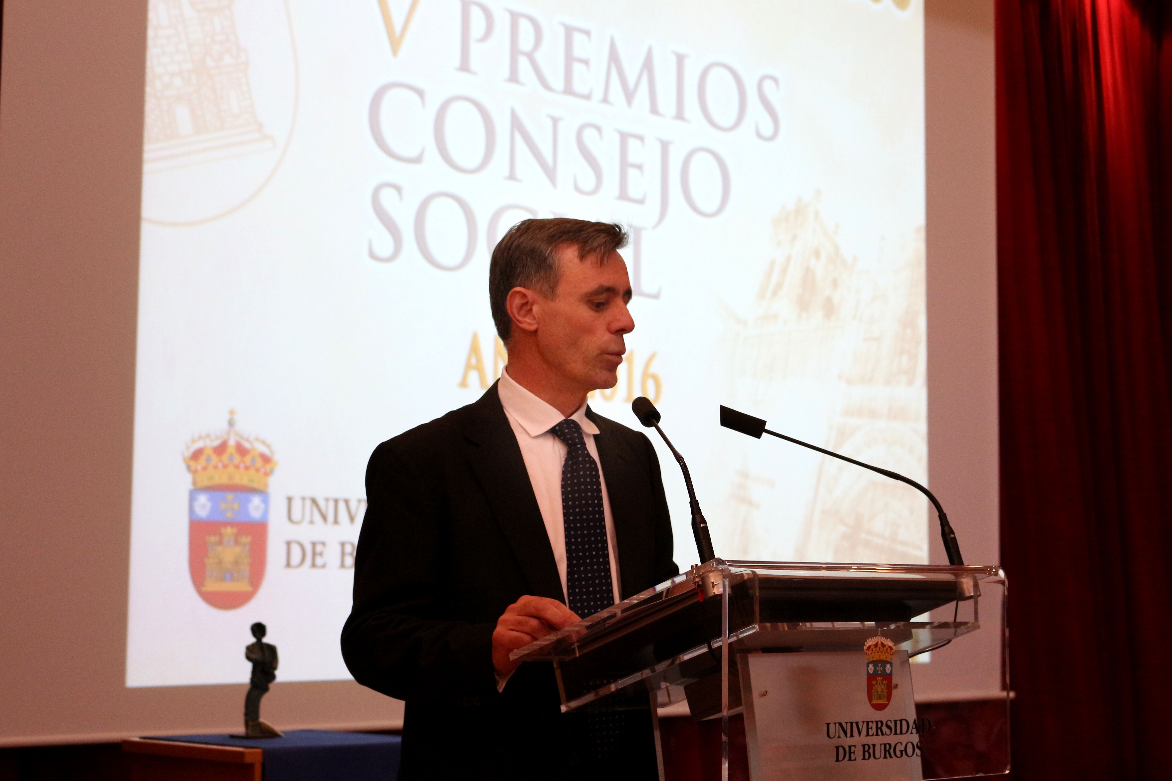 V Premios del Consejo Social. Tomás Prieto
