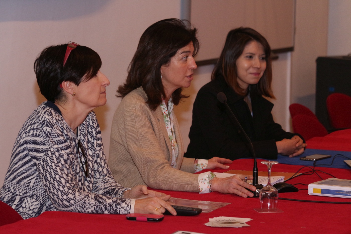 Bienvenida estudiantes internacionales. Elena Vicente