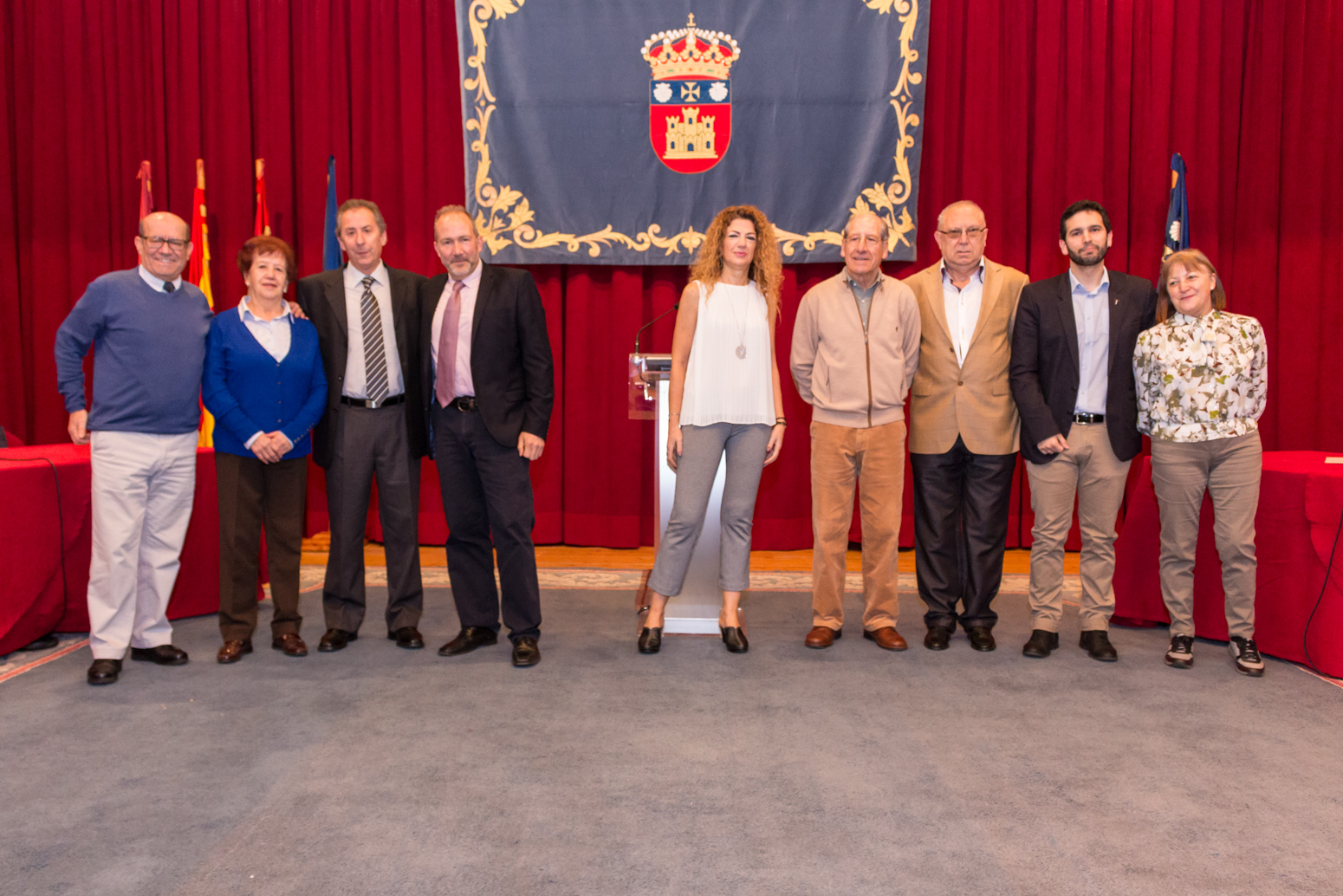 Liga de debate entre personas mayores