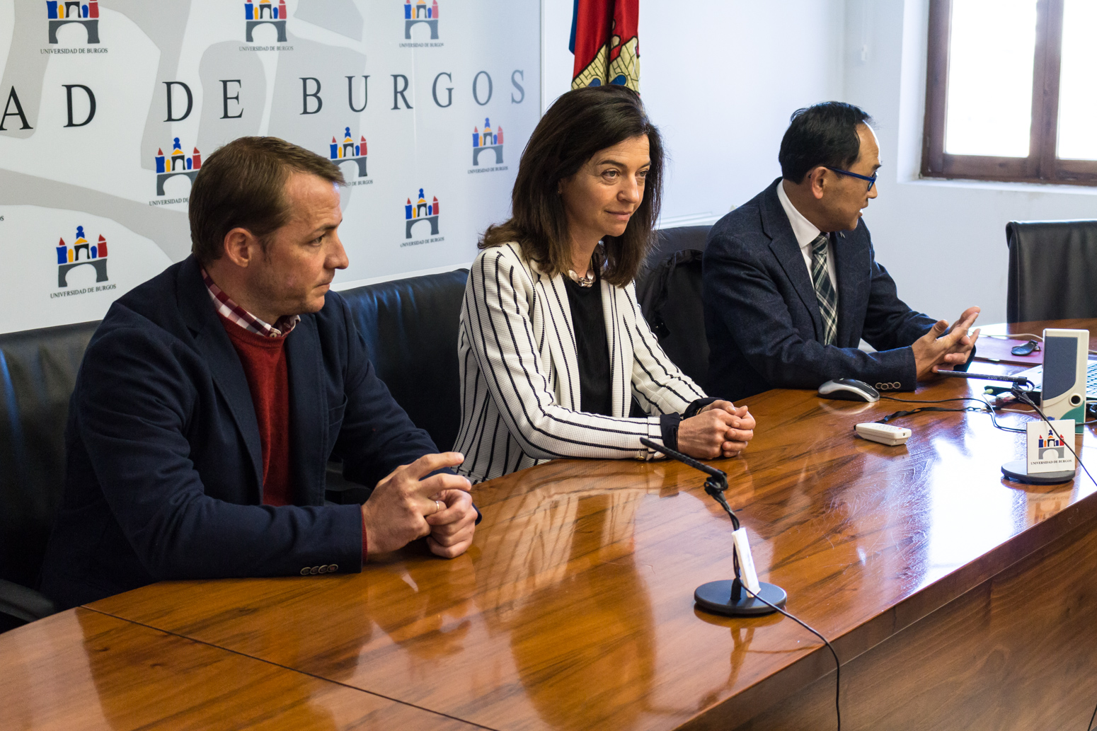 Estudiantes chinos de español visitan la UBU