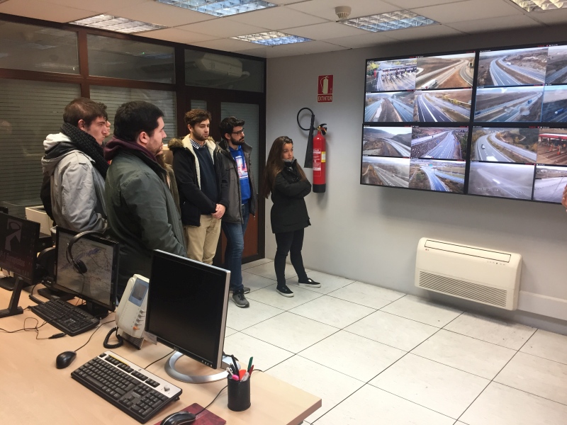 Visita a las instalaciones de la AP1