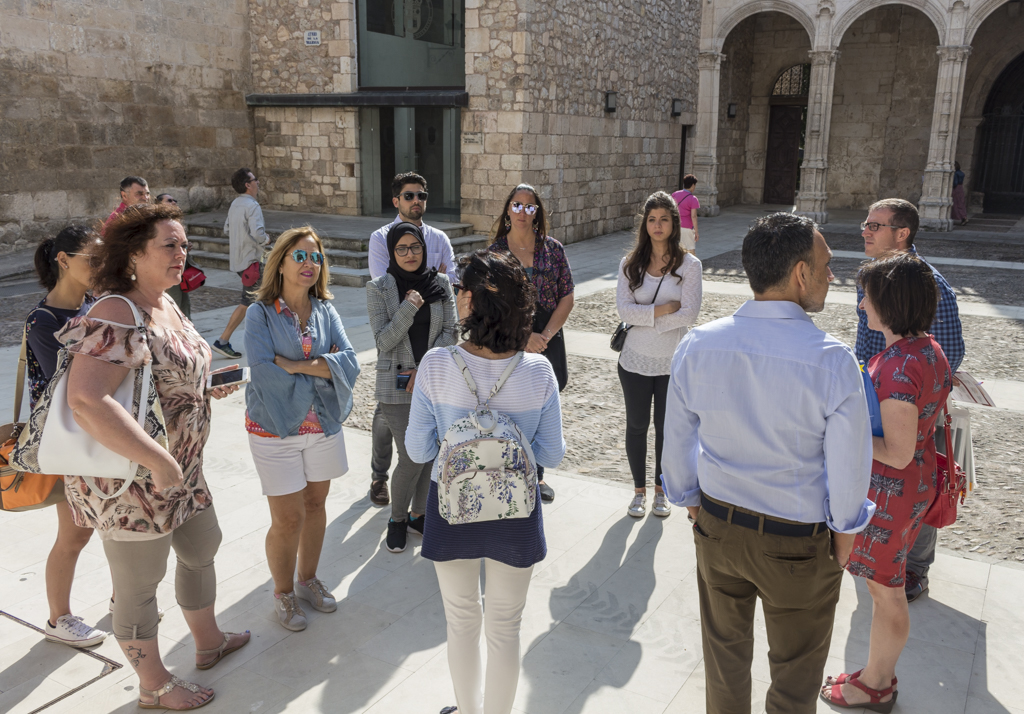 Emiratos Árabes y Oriente Medio