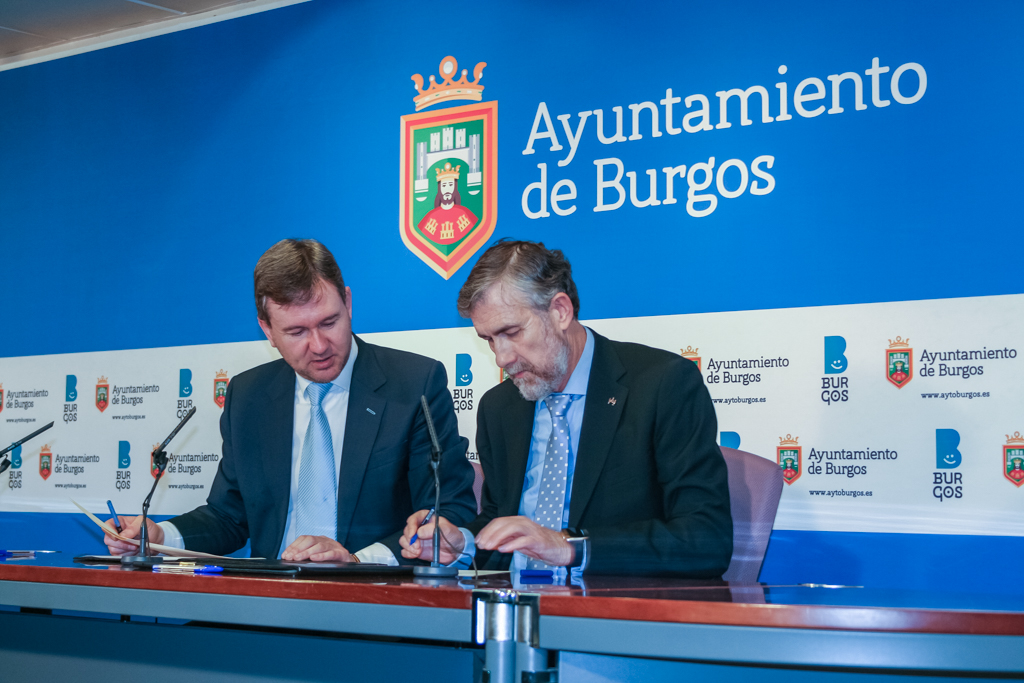 Universidad y Ayuntamiento aúnan esfuerzos para que las obras de La Concepción se liciten este año