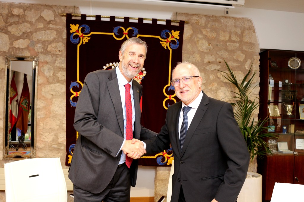 DGH cede gratuitamente software a la Universidad de Burgos