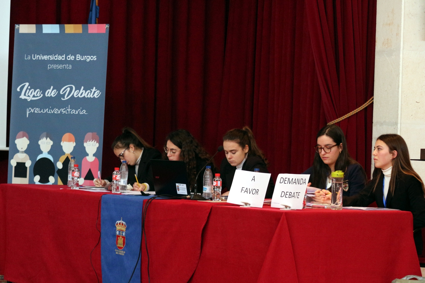 V Liga de Debate Preuniversitaria