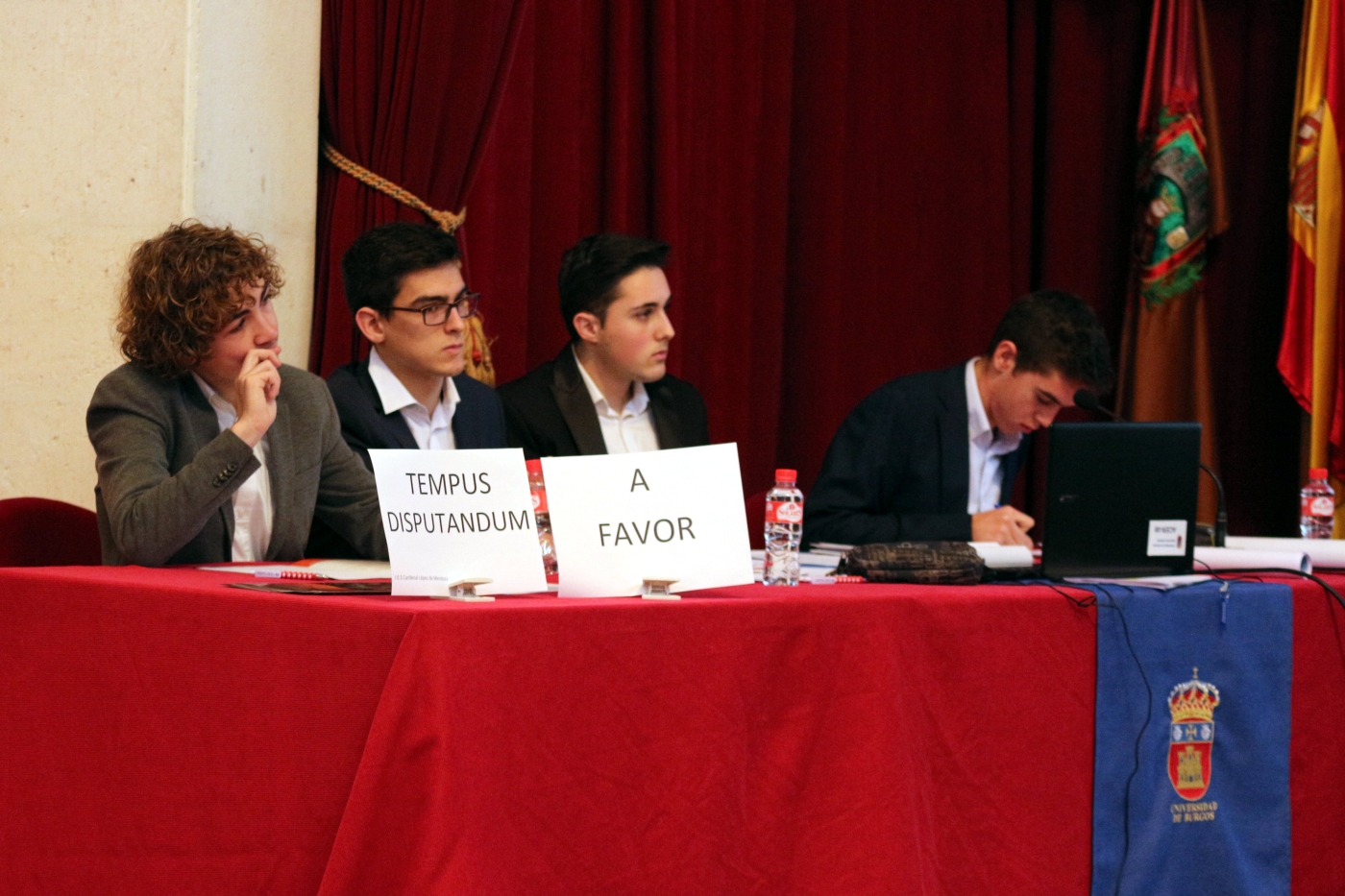 V Liga de Debate Preuniversitaria