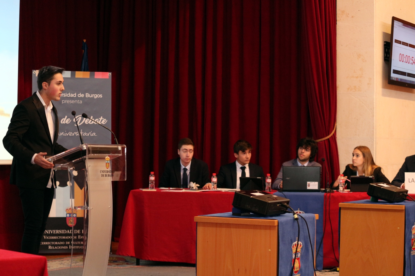 V Liga de Debate Preuniversitaria