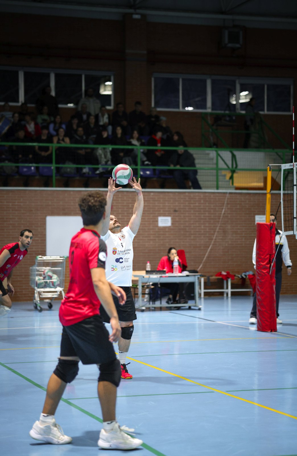 2025-11-22 Voleibol (Foto Luis Álvarez)