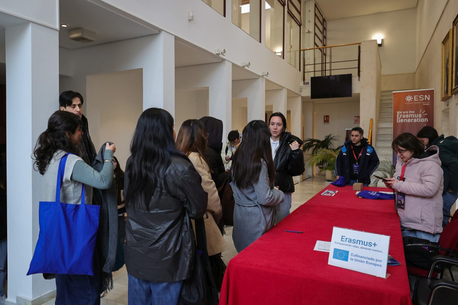 La Universidad de Burgos recibe a 309 estudiantes internacionales en el ...