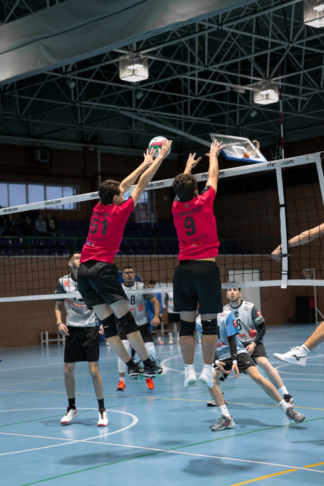2026-02-09 voleibol (Foto Luis Álvarez)