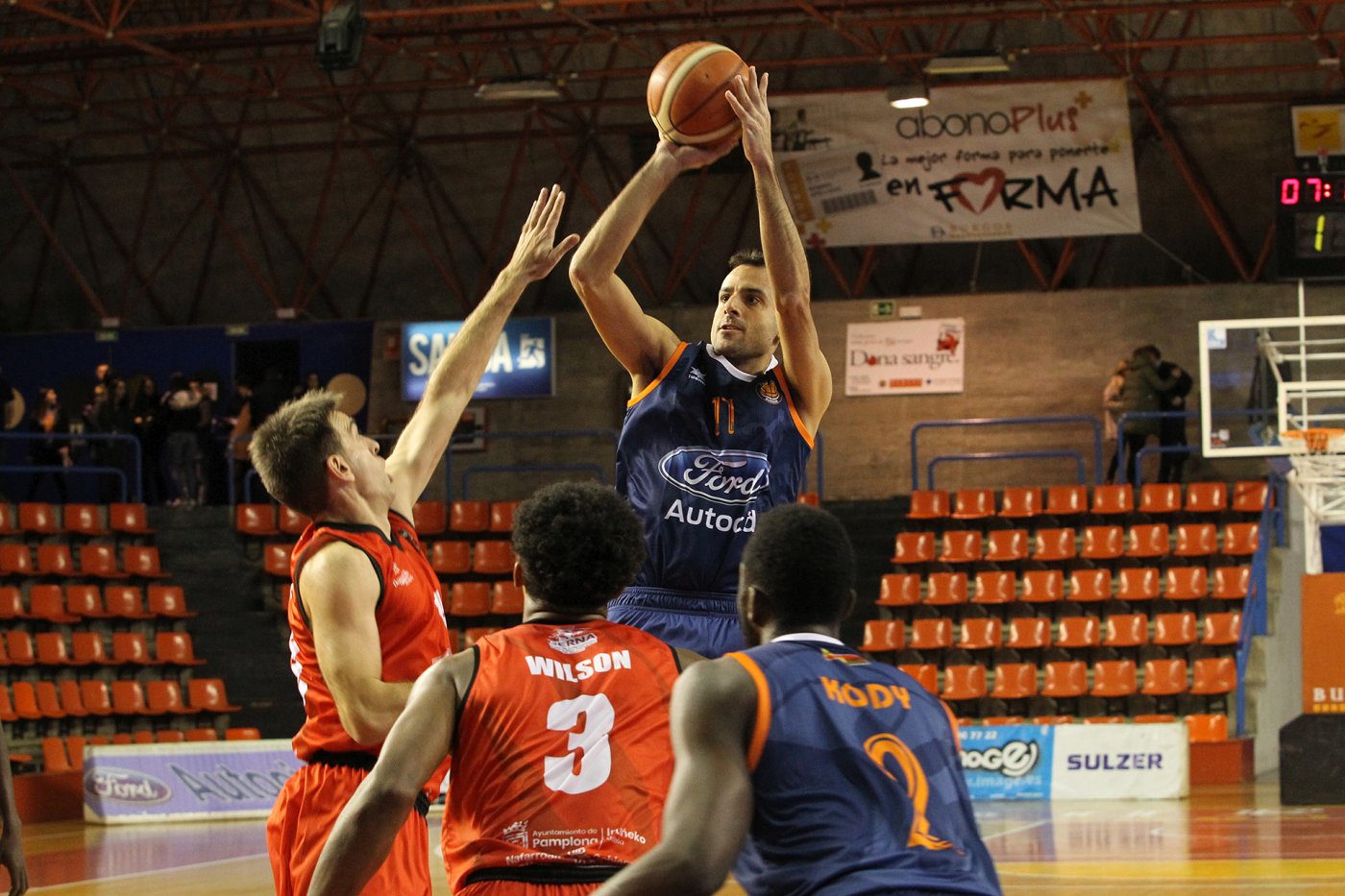 Sufrida victoria del UBU Tizona que no supo cerrar el partido (83-75)