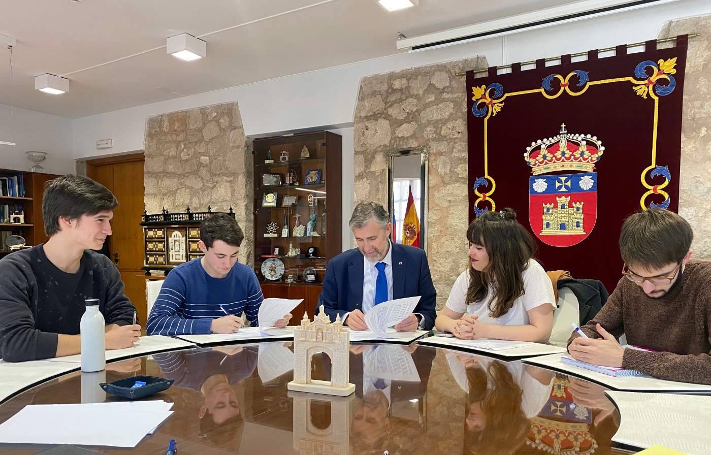 Acuerdo CAUBU Rectorado