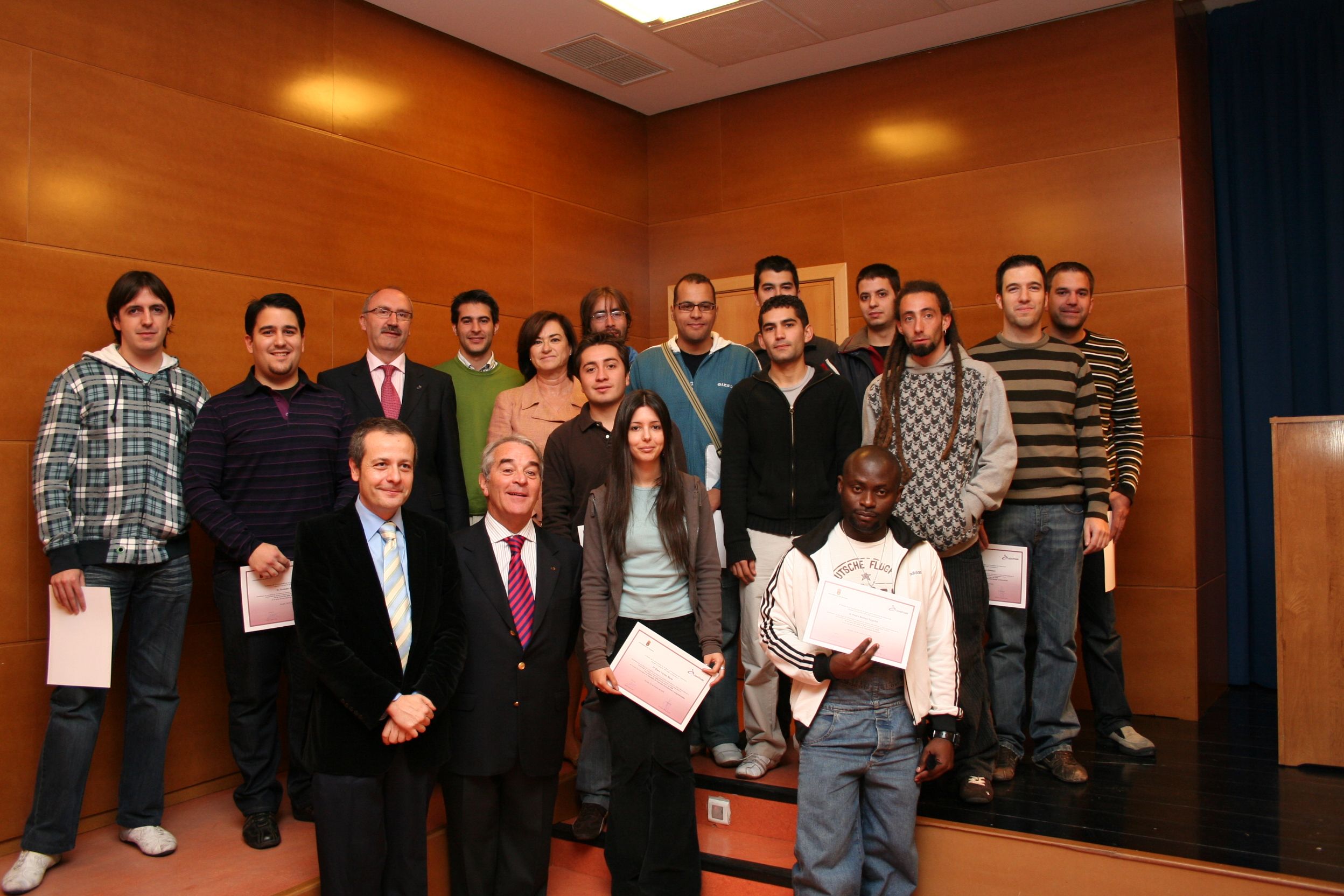 becarios_cajacirculo