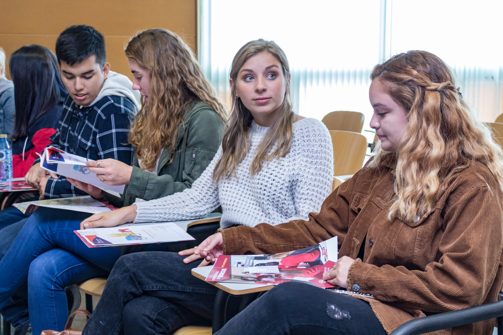 Bienvenida Western Michigan