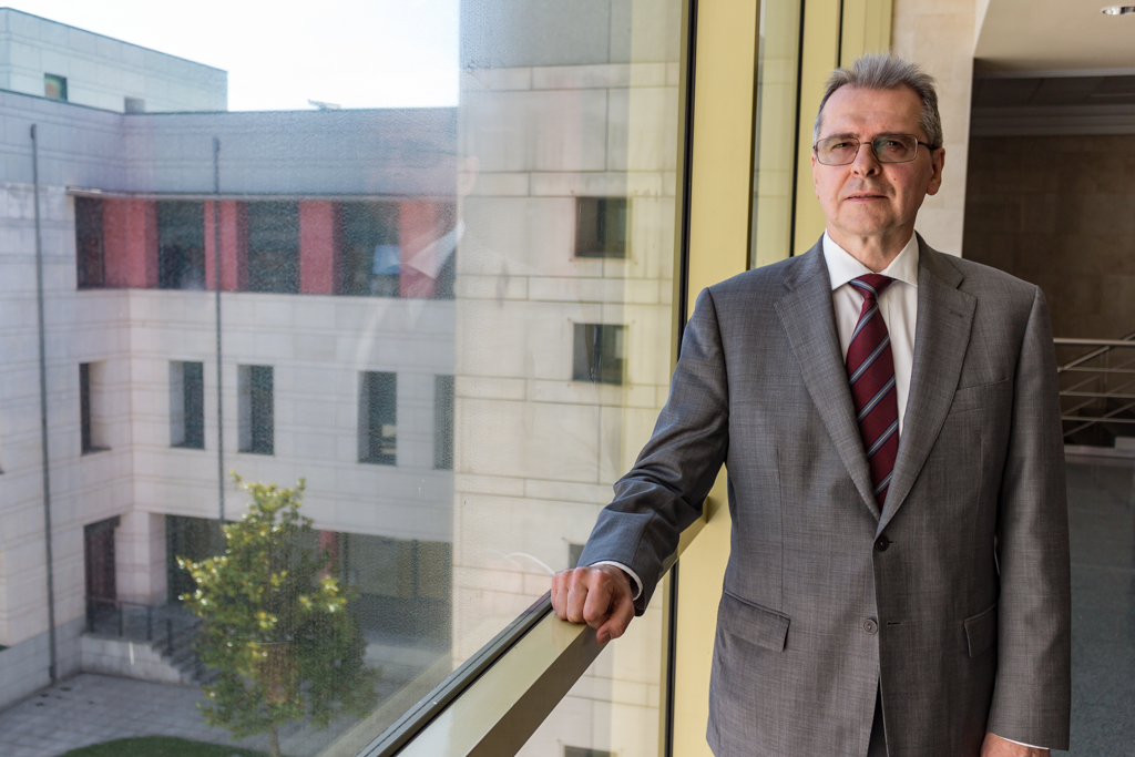 Curso de verano Cultura y Defensa - Diego Herrera Carcedo/UBU