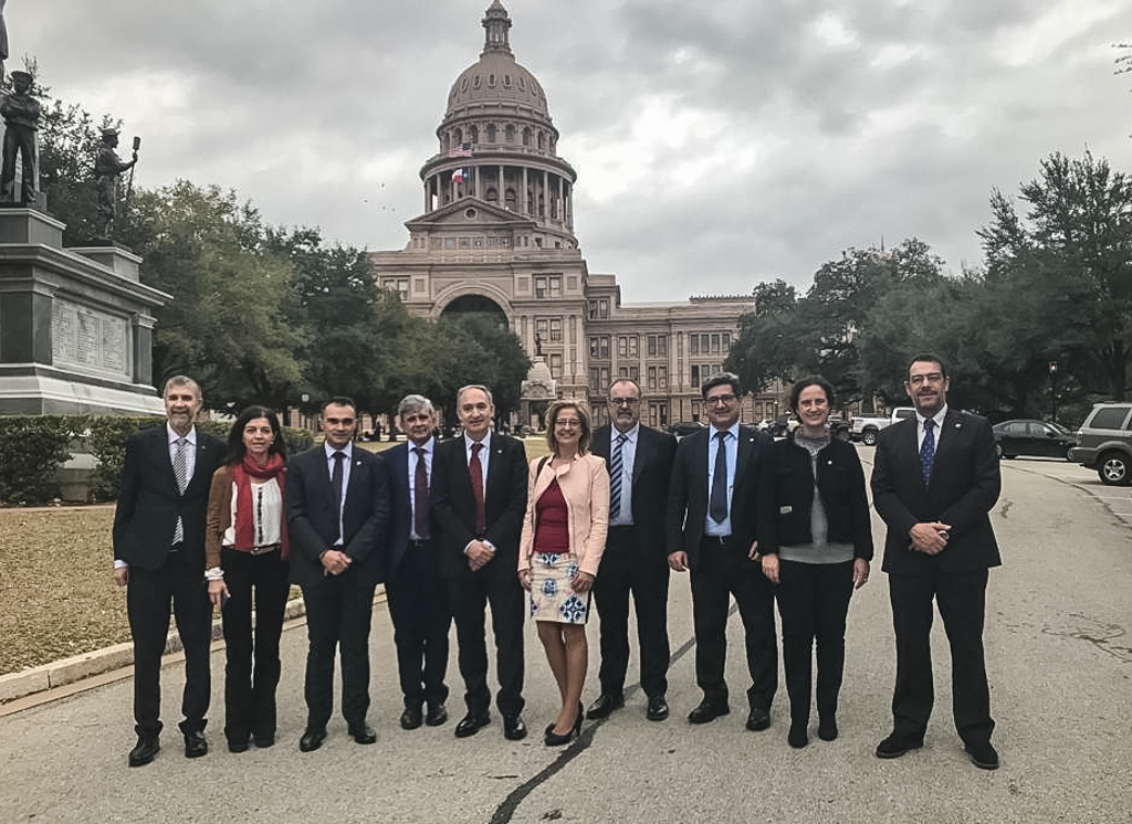 Delegación universitaria en Texas