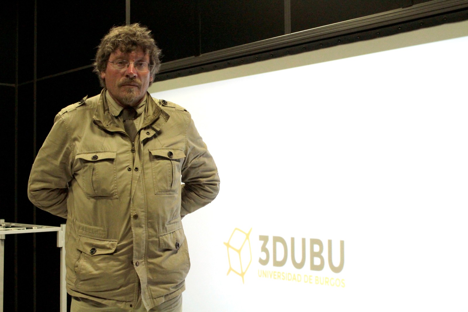 Charles Esdaile - UBU