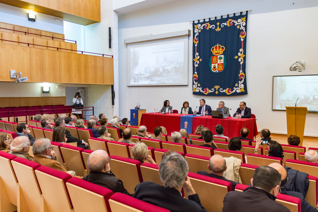 Homenaje a la profesora Lena S. Iglesias Rouco