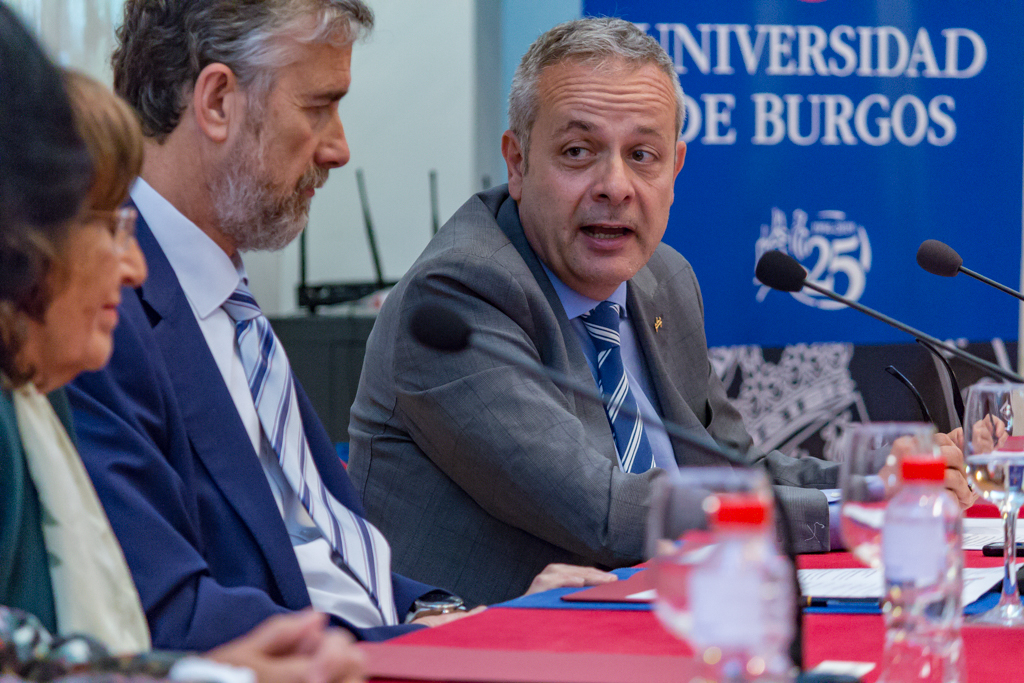Homenaje a la profesora Lena S. Iglesias Rouco