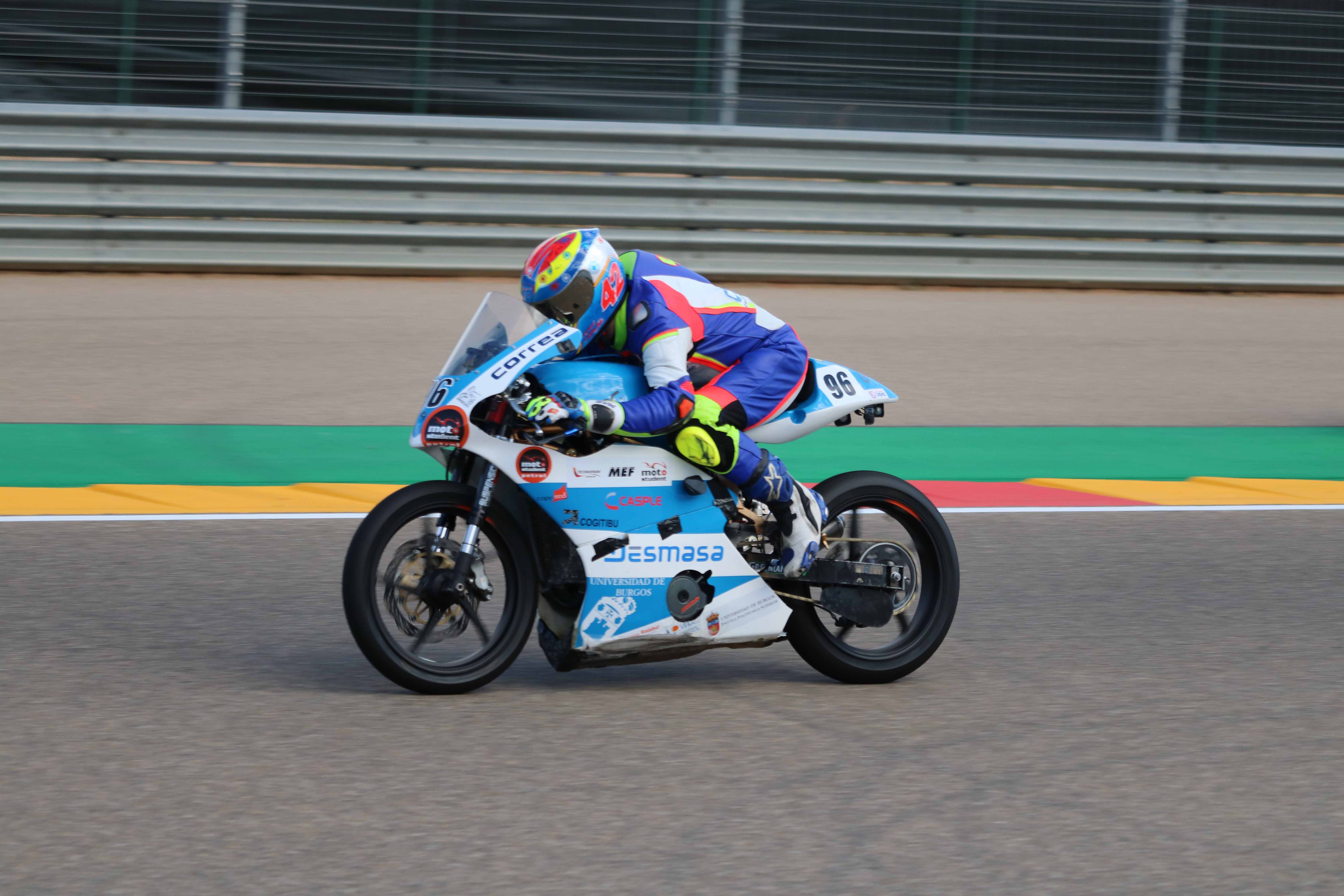 Buen papel de UbuStudent Racing en la V edición de MotoStudent 