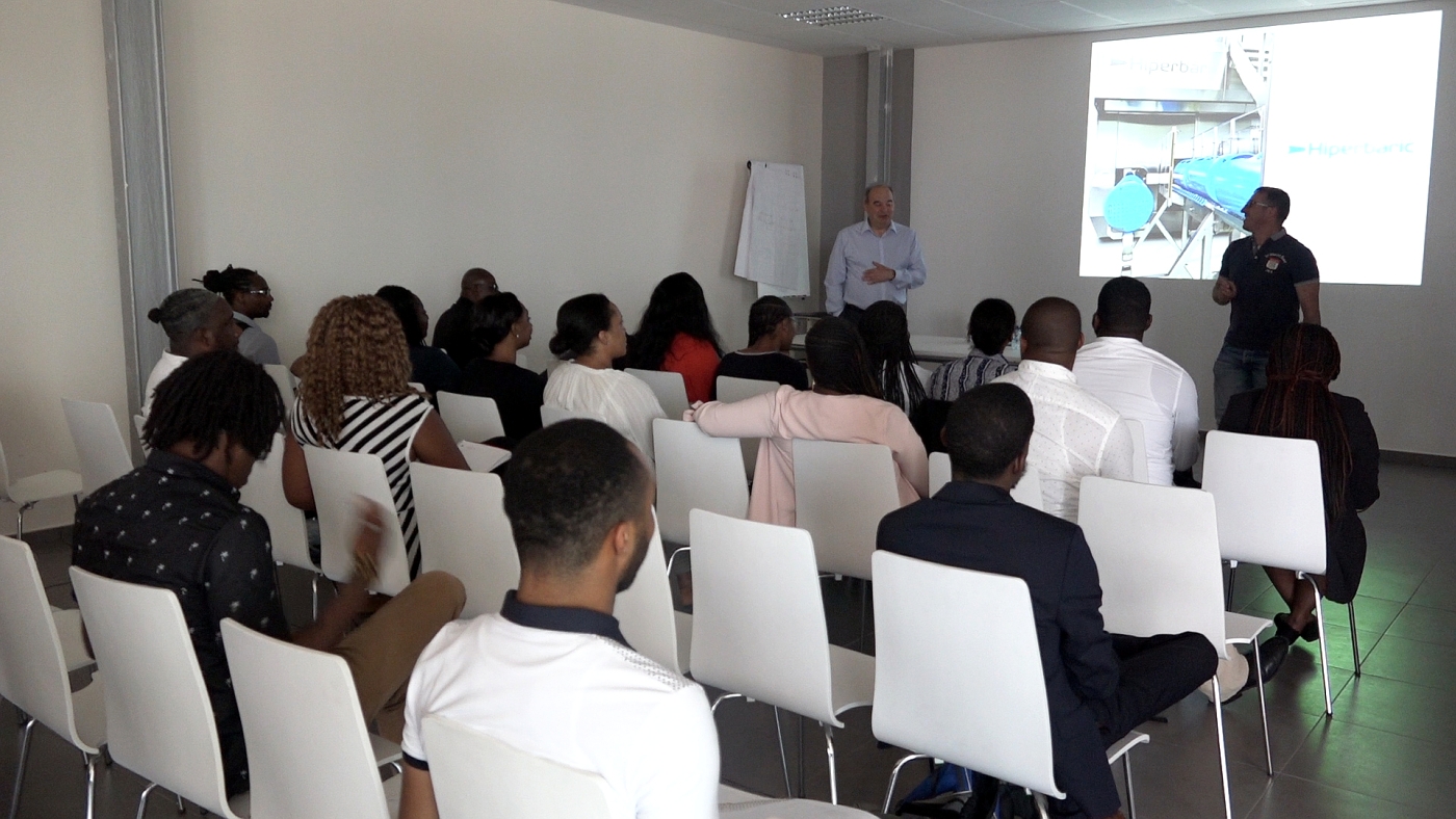 Visita Hiperbaric Lincoln UBU