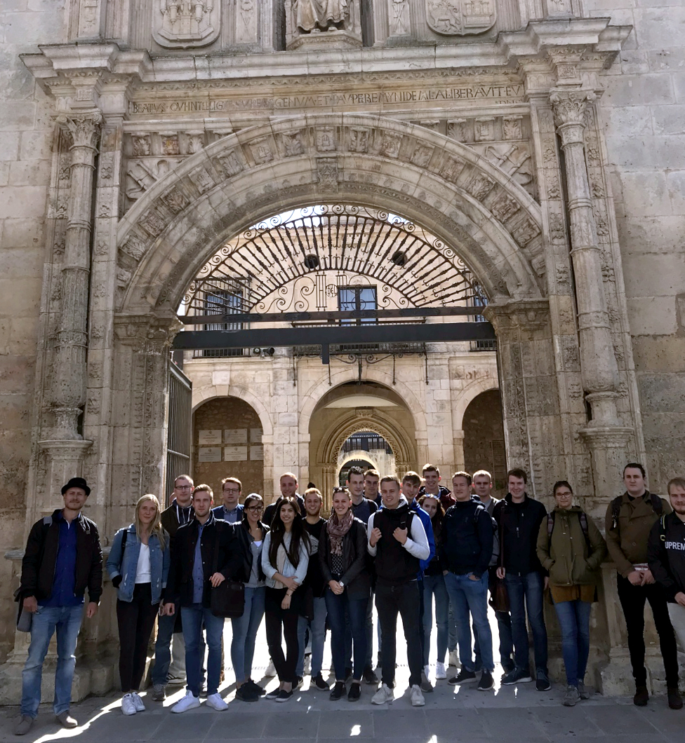 Veinte alemanes estudian finanzas en la UBU