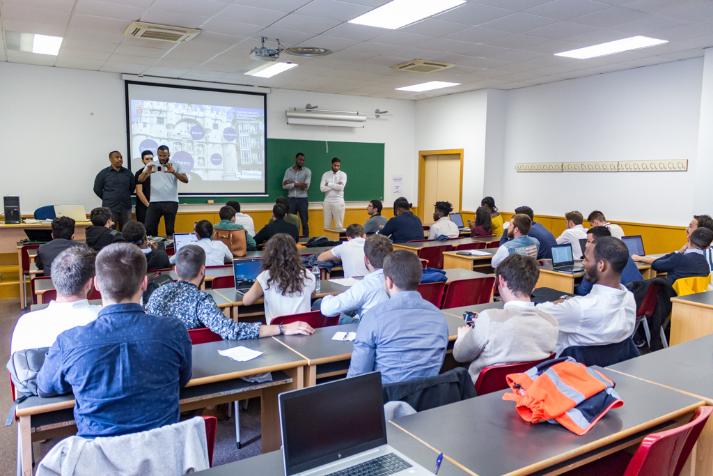 Visita alumnos franceses a la Escuela Politécnica (Milanera) - Diego Herrera Carcedo/UBU