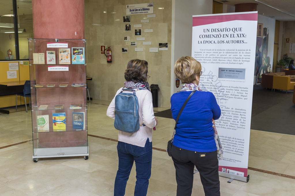 Visita exposición Hijos de Santiago Rodríguez