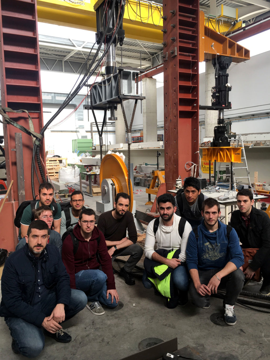 Visita a los Laboratorios de Grandes Estructuras de la EPS