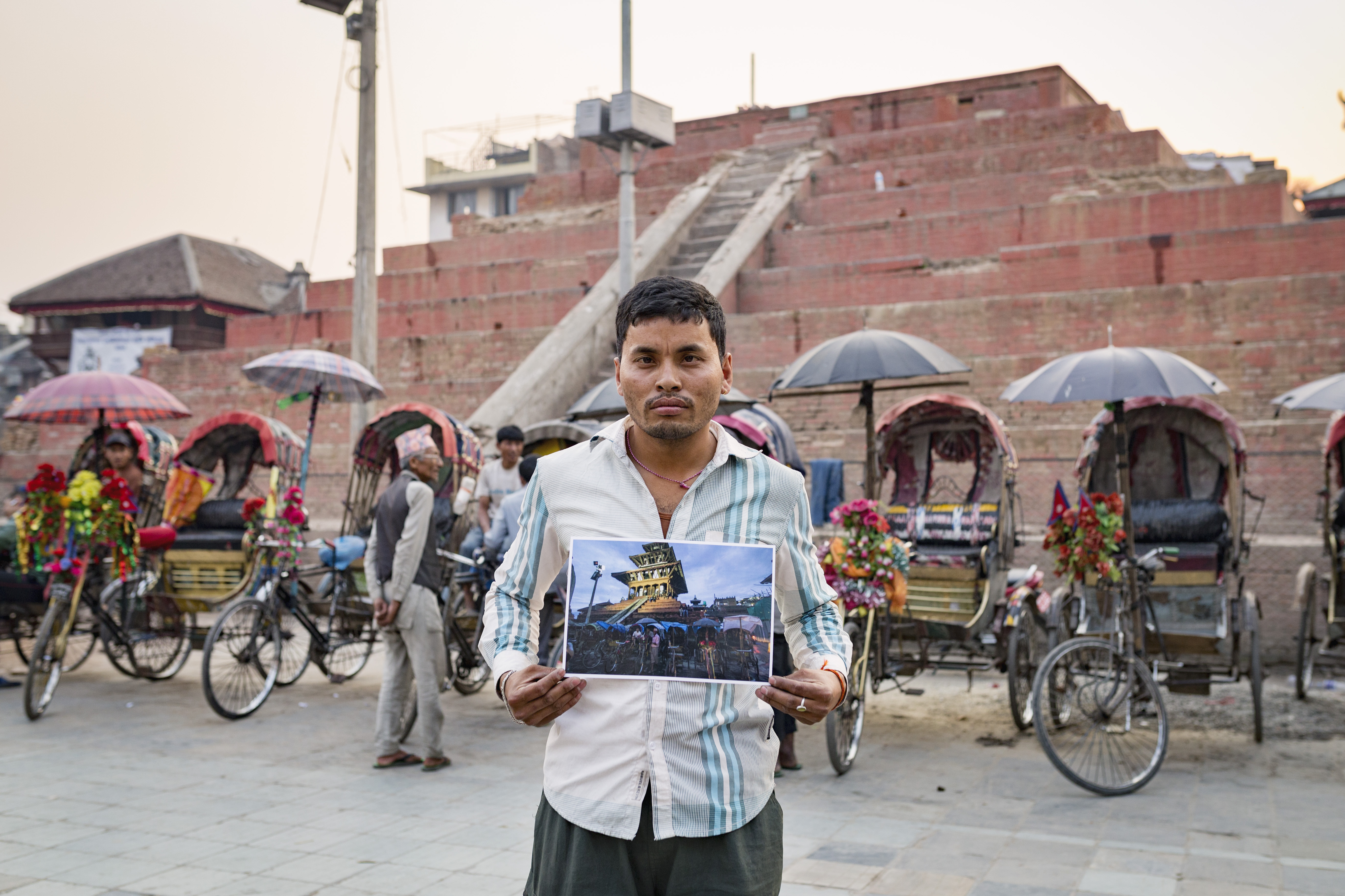 Premio del público:Volver a volver - Rodrigo Mena - Nepal, 2016