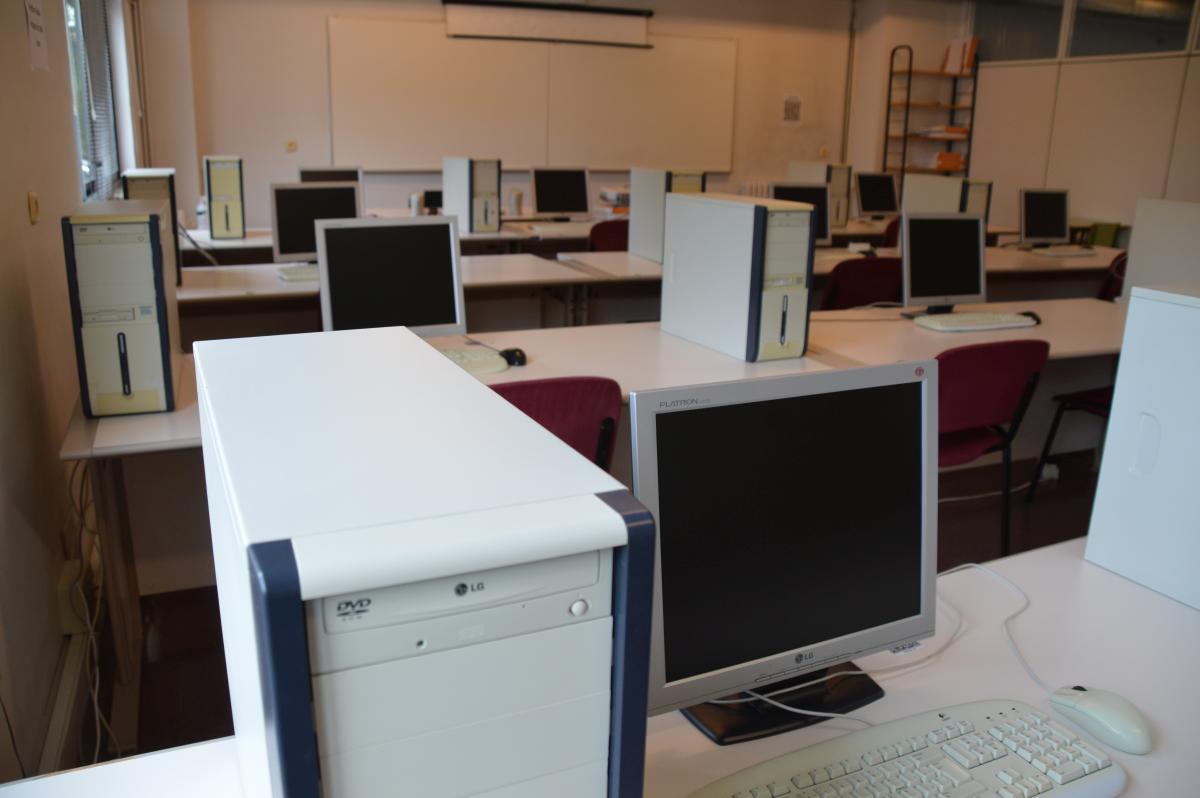 Aula 2B - Organización de empresas (1314)