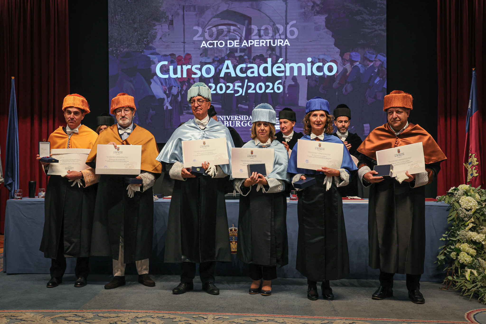 Dr. Juan Bautista Delgado García, Dr. Francisco Bueno Hernández, Dr. Fernando Lezcano Barbero, Dra. Rosa María Santamaria Conde, Dra. Felicidad Valls García y Dr. Miguel Ángel Vicente Cabrera