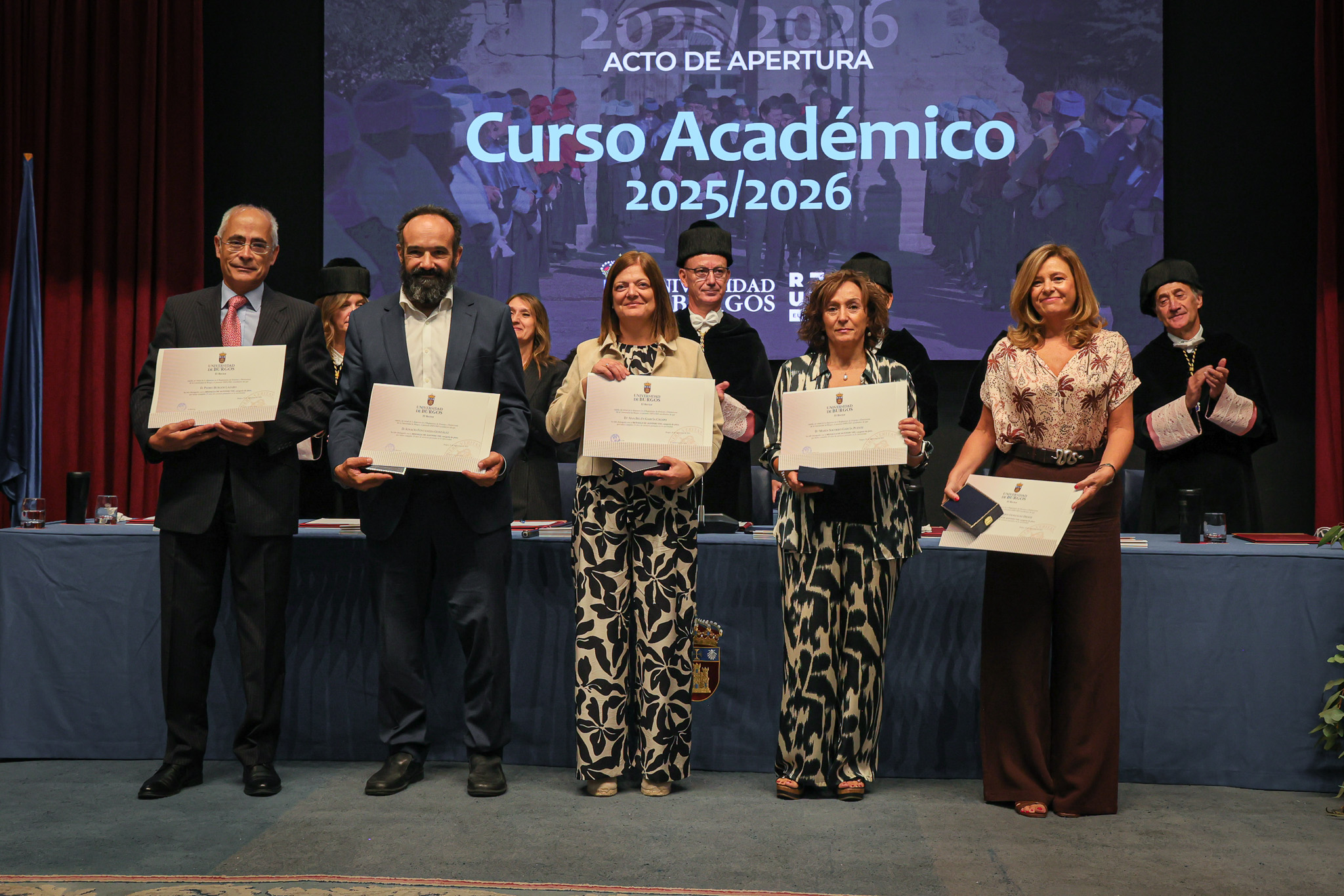 D. Pedro Burgos Lázaro, Dr. Ignacio Fontaneda González, Dña. Ana Belén García Crespo, Dña. María Socorro García Puente y Dña. María del Rosario González Dieste