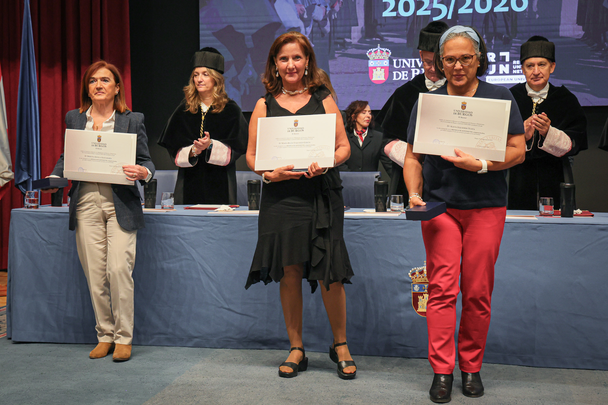 Dña. Dorotea Sevilla Santamaría, Dra. María Belén Vaquerizo García y Dra. Alicia Izquierdo Yusta