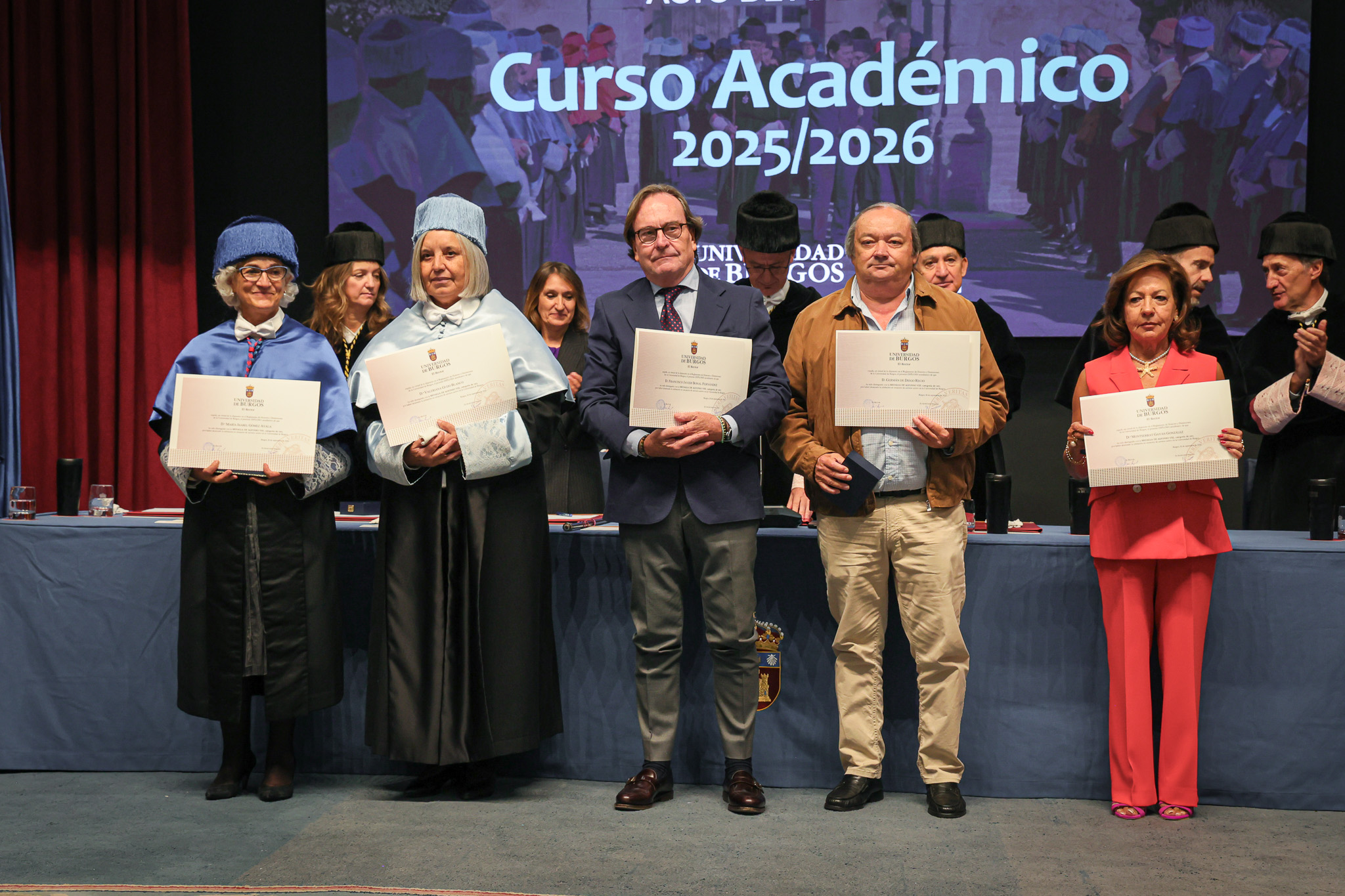 Dra. María Isabel Gómez Ayala, Dra. Valeriana Guijo Blanco, D. Francisco Javier Bonal Fernández, D. Germán de Diego Recio y Dña. Montserrat Gayan González