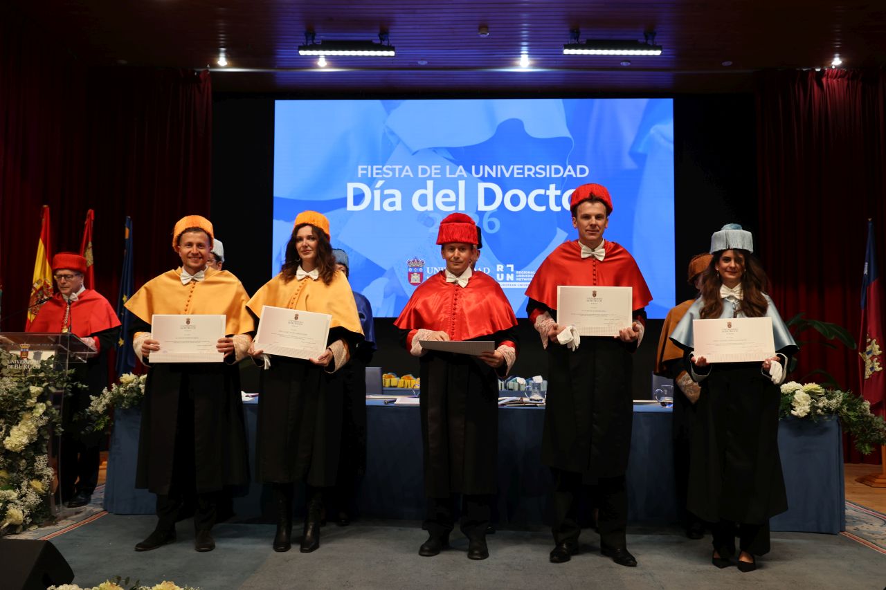 Dr. David Josef Knäble, Dra. Julieta Díez, Dr. Miguel Ángel Pascua, Dr. Cleiton Lixieski y Dra. Sandra Nieto
