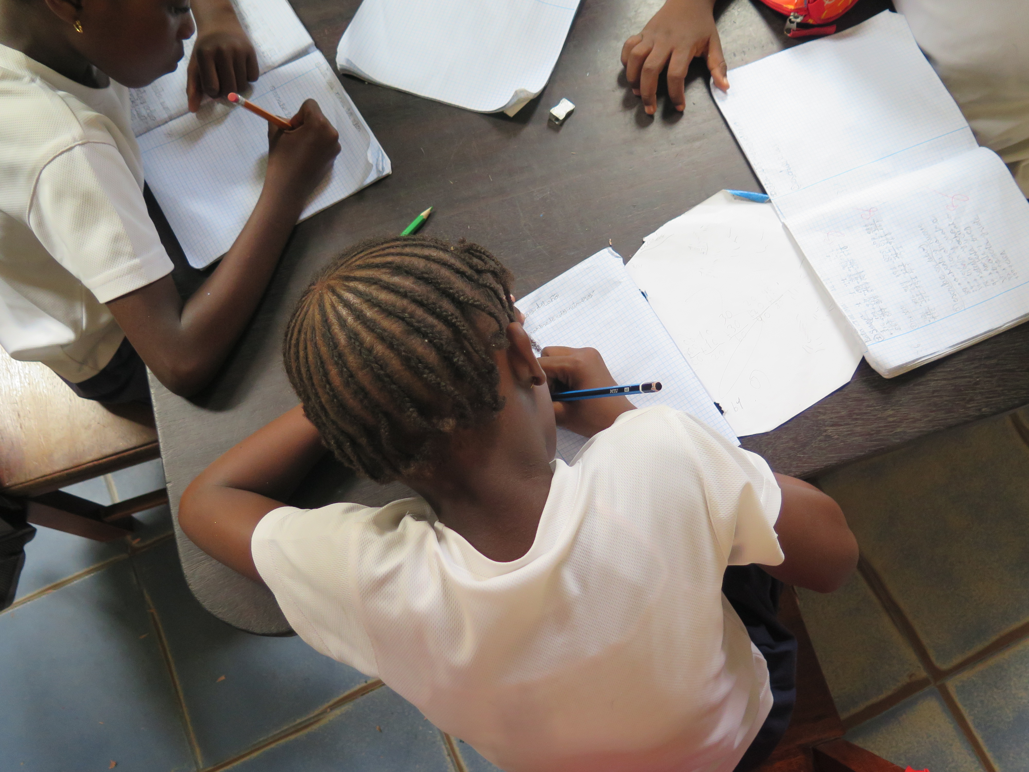 Plan de mejora de la calidad educativa en las zonas desfavorables - Águeda Ibáñez - Guinea Ecuatorial