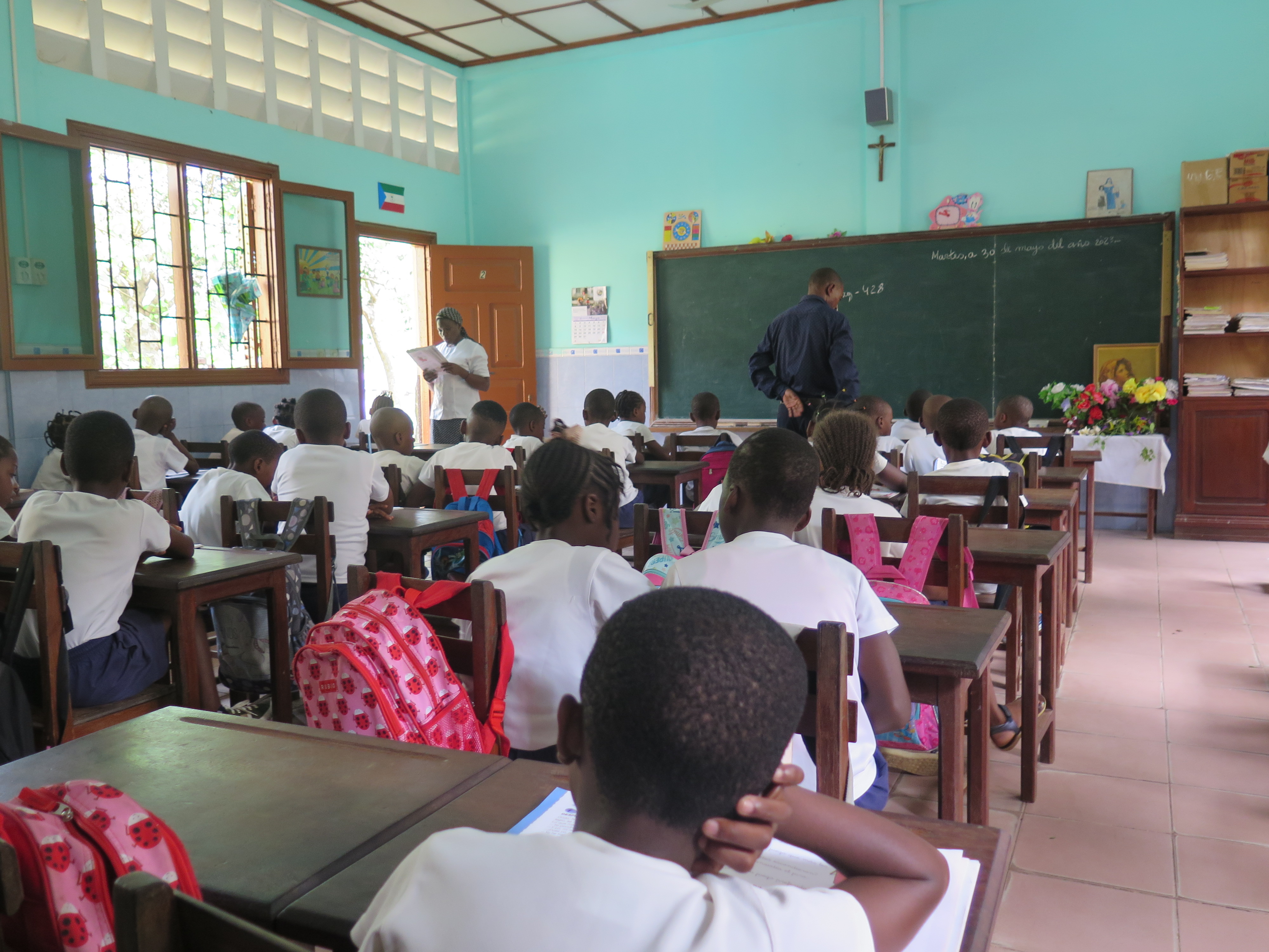 Plan de mejora de la calidad educativa en las zonas desfavorables - Águeda Ibáñez - Guinea Ecuatorial