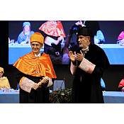 José Ignacio Nicolás-Correa y el rector Manuel Pérez Mateos, momento de la ceremonia de investidura como D.H.C. José Ignacio Nicolás-Correa y el rector Manuel Pérez Mateos, momento de la ceremonia de investidura como D.H.C.
