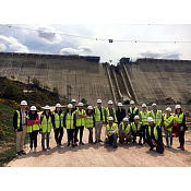 Estudiantes de Ingeniería Civil de la UBU visitaron la presa de Castrovido