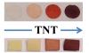 El polímero cambia de color, de blanco a rojo, cuando detecta TNT