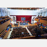 Aula Magna en la investidura como doctores honoris causa de los Excmos. Srs. D. Iñaki Gabilondo y D. Mario Vargas Llosa