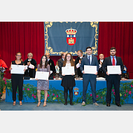 GUZMÁN MORENO ROMÁN, SAMUEL SANTAMARÍA RIOCEREZO, SANDRA CURIEL ALEGRE, REBECA OLALLA PEÑALBA Y EVA TAJADURA TOBAR